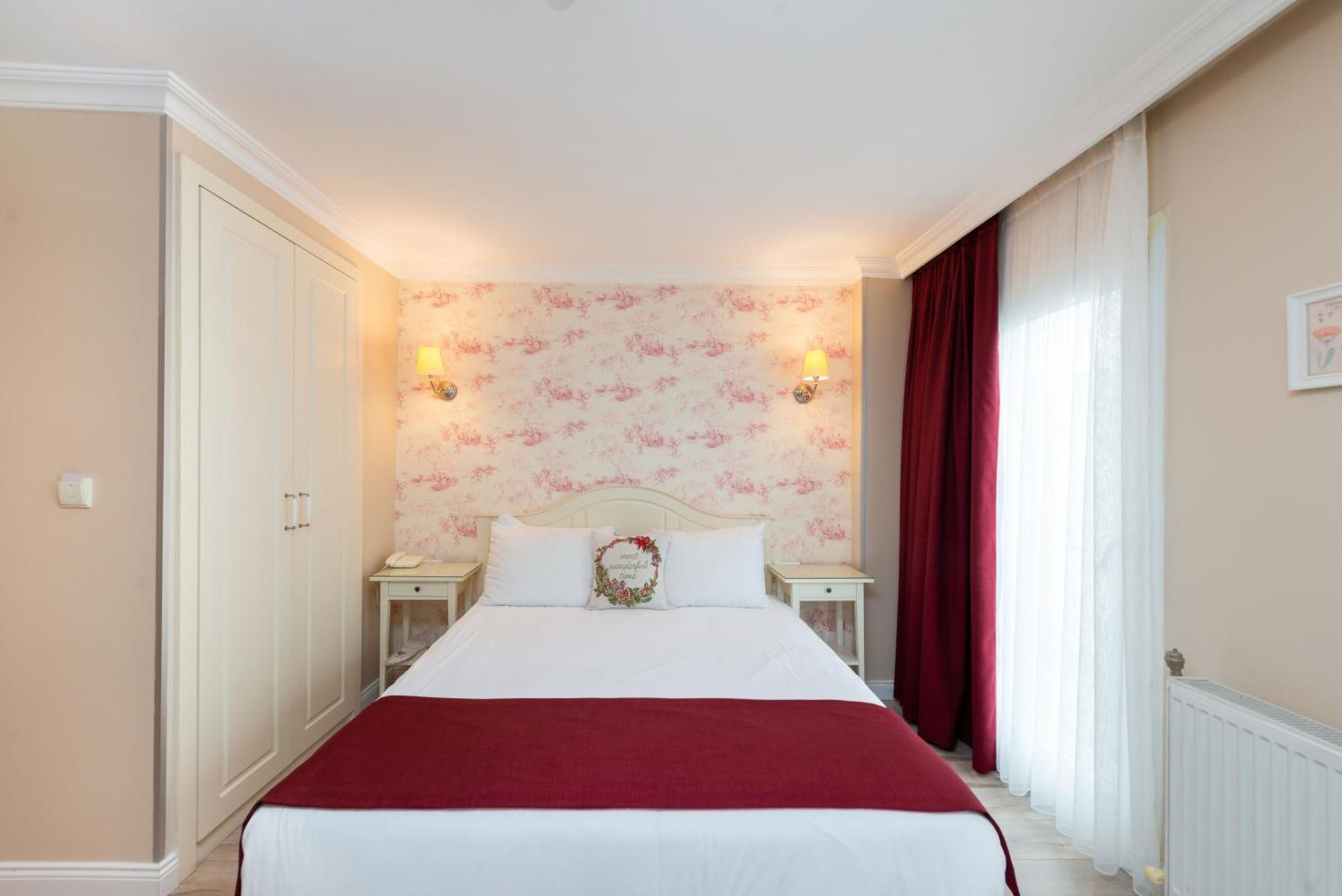Hotel Mr. Bird 3*