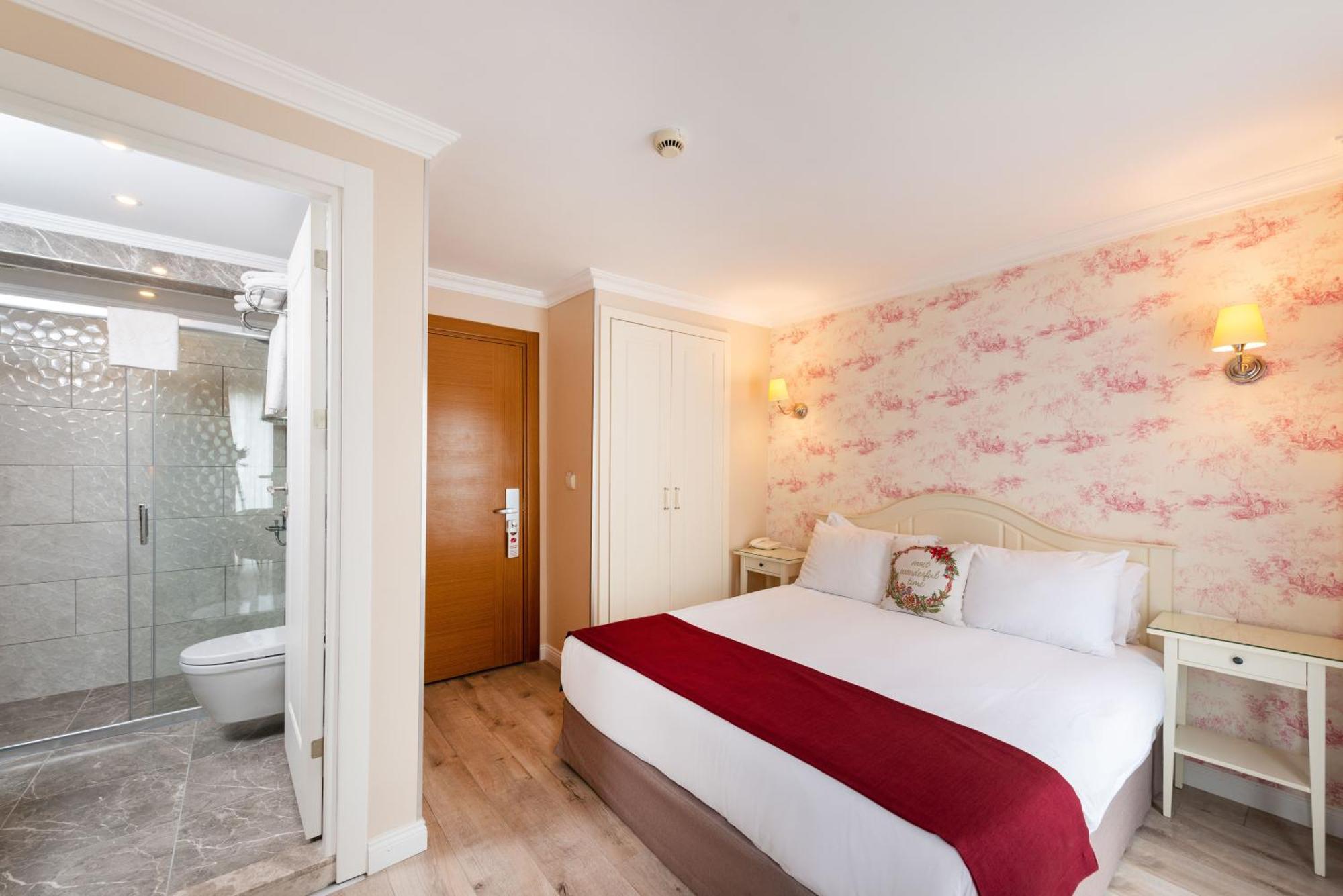Hotel Mr. Bird 3*